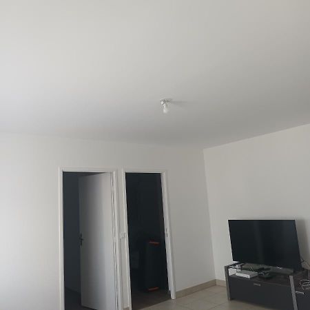 Apartamento Junior Brétigny-sur-Orge Exterior foto