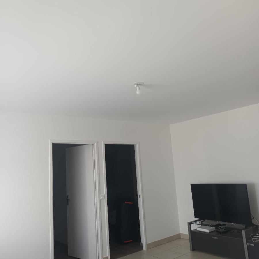 Apartamento Junior Brétigny-sur-Orge Exterior foto